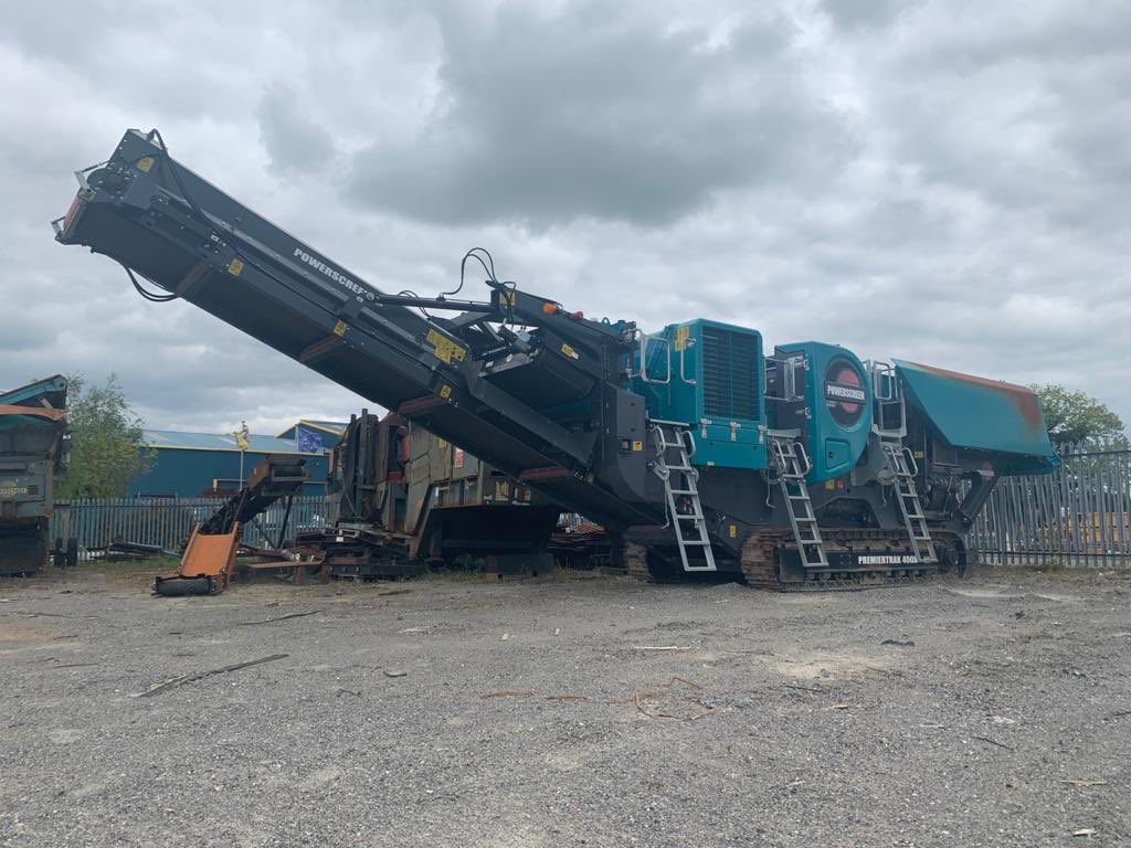 usc_equip's tweet photo. Powerscreen Premiertrack 400X Track Jaw Crusher
Year 2019, 40+/- hours
Scania engine
1100mm x 700mm
Magnet and side belt
Like NEW condition
For price please
Phone +44 7710 377141
https://t.co/n91TUy1Dwp
sales@uscequipment.com
#powerscreen #jaw #crusher #pegson
#equipment https://t.co/1Ud6VedCYv