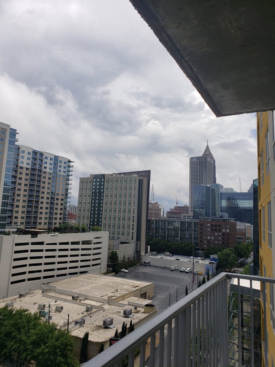 marcelocosta_37's tweet photo. Walks to the balcony for some fresh Midtown Atlanta air can be necessary
#WFHView @terns https://t.co/b6E0fOqFzf