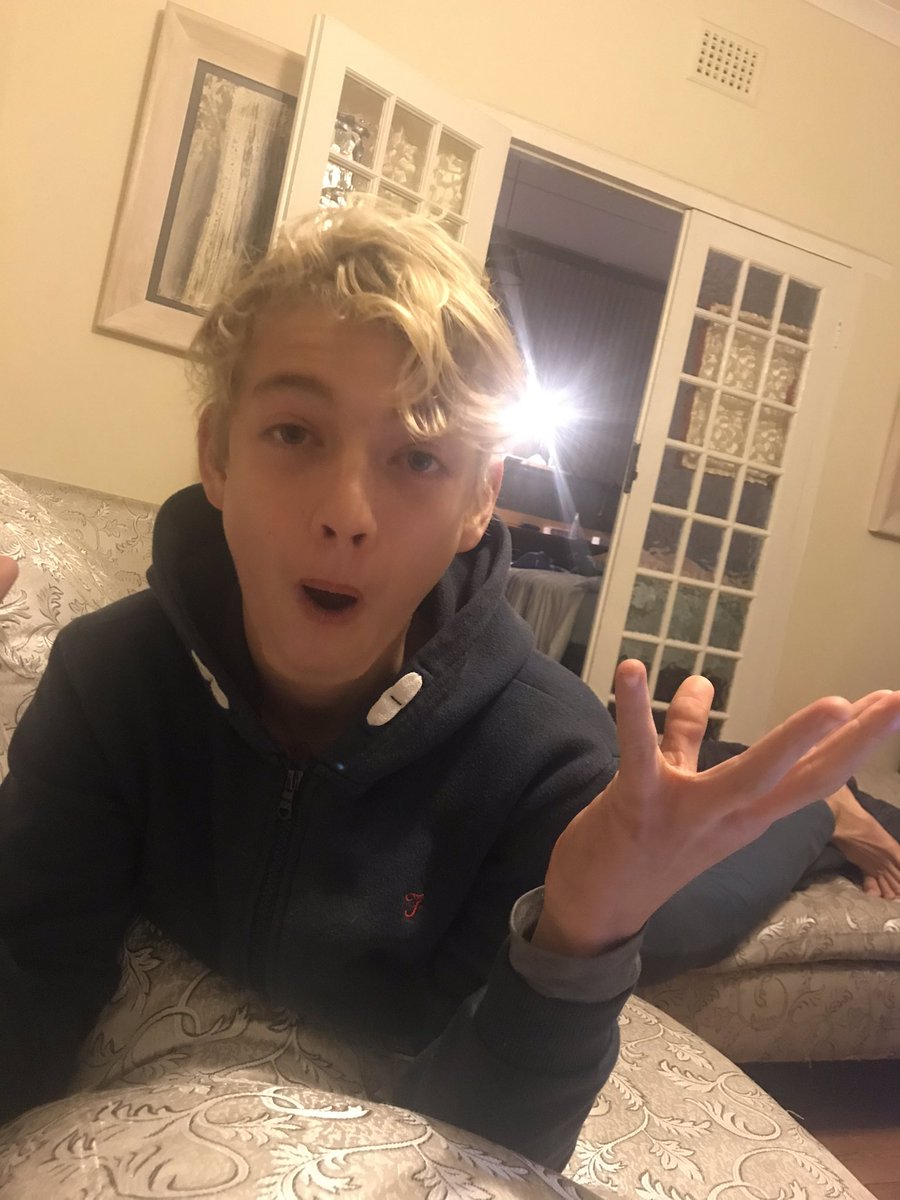 JSnyckers's tweet photo. Dillon 😲🤩 has had his mind blown by @PaulOMahony’s teachings today - what a gift to receive this knowledge at 14years old - aim for that #2commaclub my boy, we are so proud of you. Loving day 2, excited for the rest #rethinksocialmedia #rethinkandgrowrich https://t.co/hVjBT6cRLd