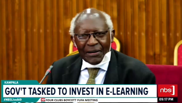 Fireliglntfi's tweet photo. Uganda University Vice-chancellors Forum has warned the government against rushing to open up learning institutions asking the government to invest in online learning.

#NBSLiveAt9 #NBSUpdates #StaySafeUg https://t.co/AMofxzARnU