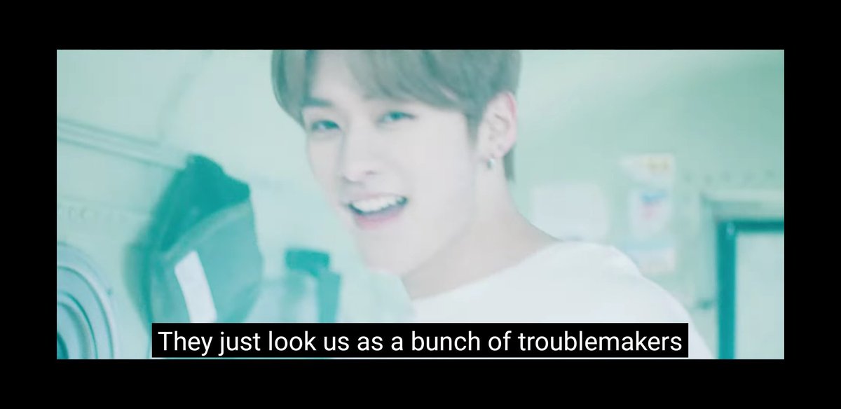 2.3 DISTRICT 9↬ lyrics:└ revolt against people who don& #39;t understand us└ introduce misunderstood stray kids└ district 9 as shelter for stray kids└ figuring out their identity