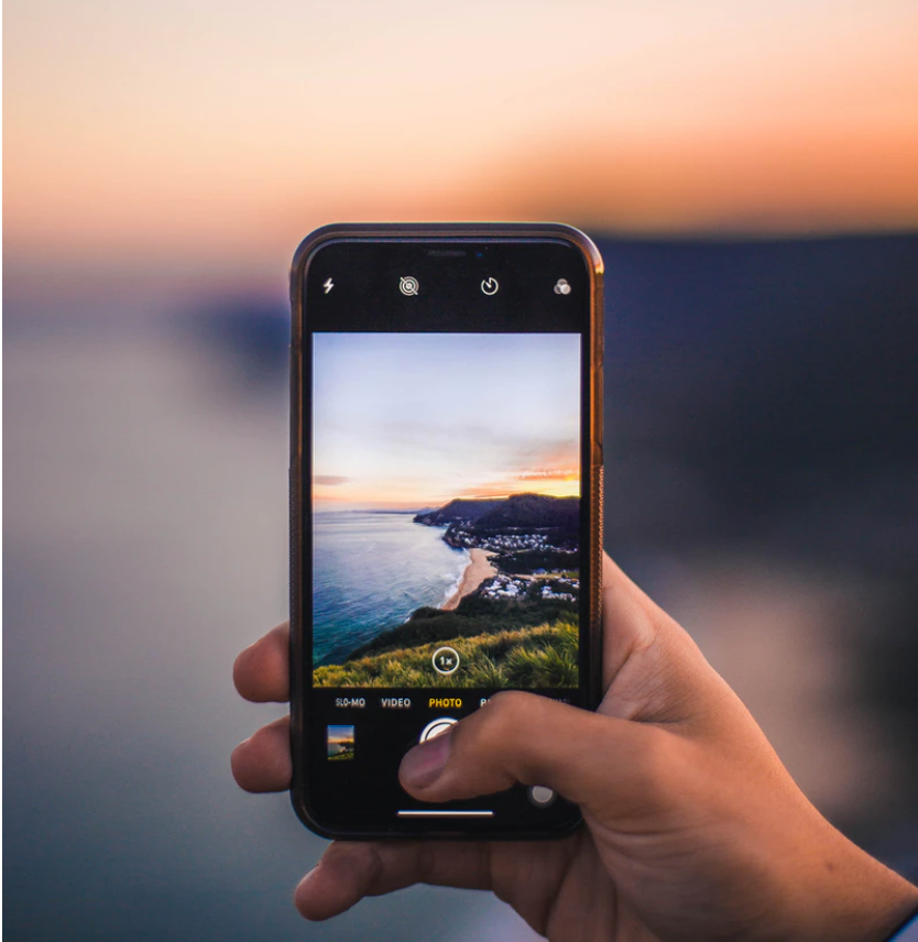 phoneboosters's tweet photo. As you plan for future adventures, make sure your cell signal is strong enough to handle all that research! Buy the kit that includes home installation so you can start planning today! https://t.co/88y0r8rPxV #cpsb #network #weBoost #iPhone https://t.co/9sqttBy82f