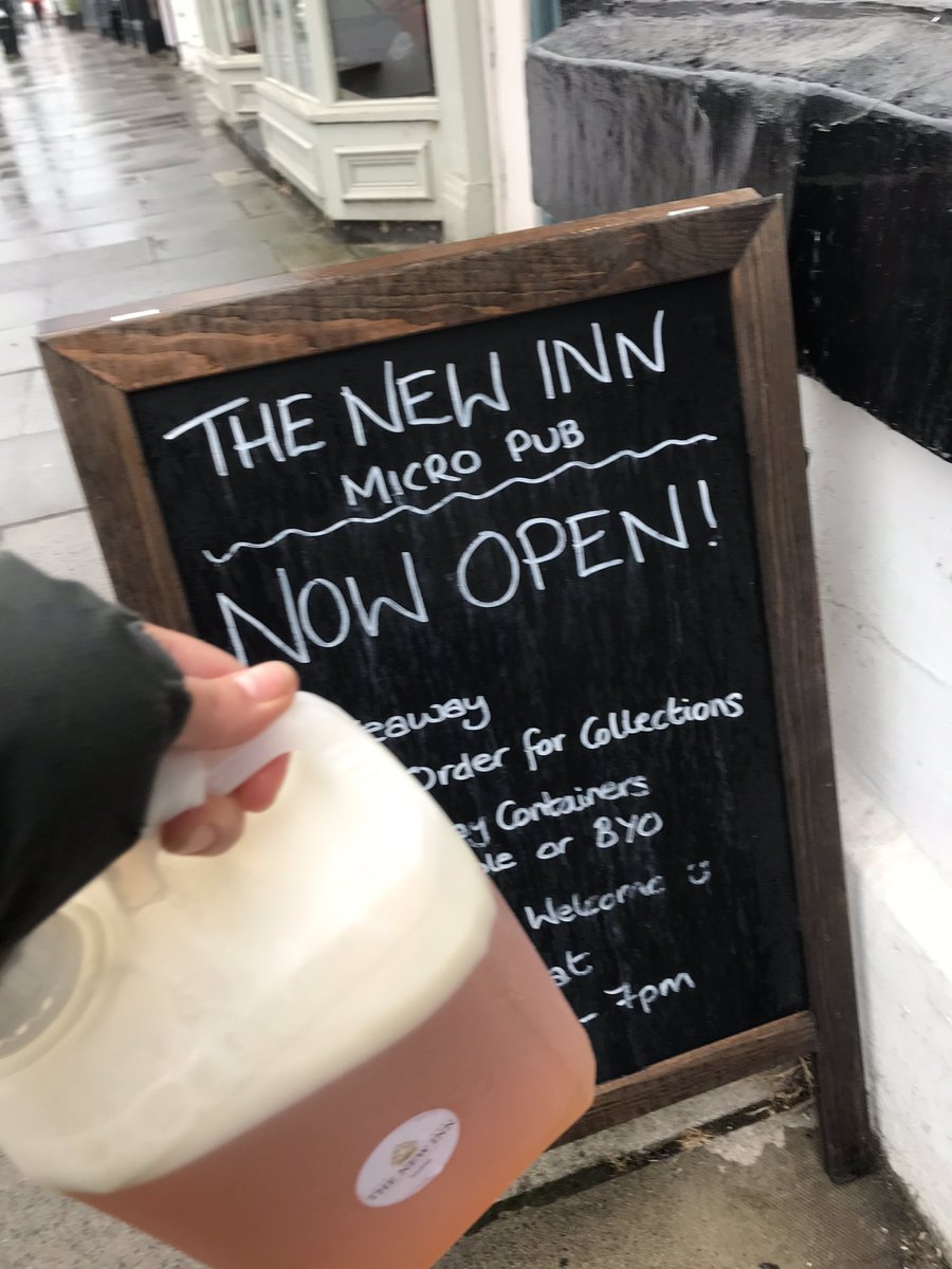 Cheers 🍻 to the first pub to ‘re-open’ in Yarm! We popped along to support local biz....and get a takeout....it is Wednesday after all... 🍻 🎶