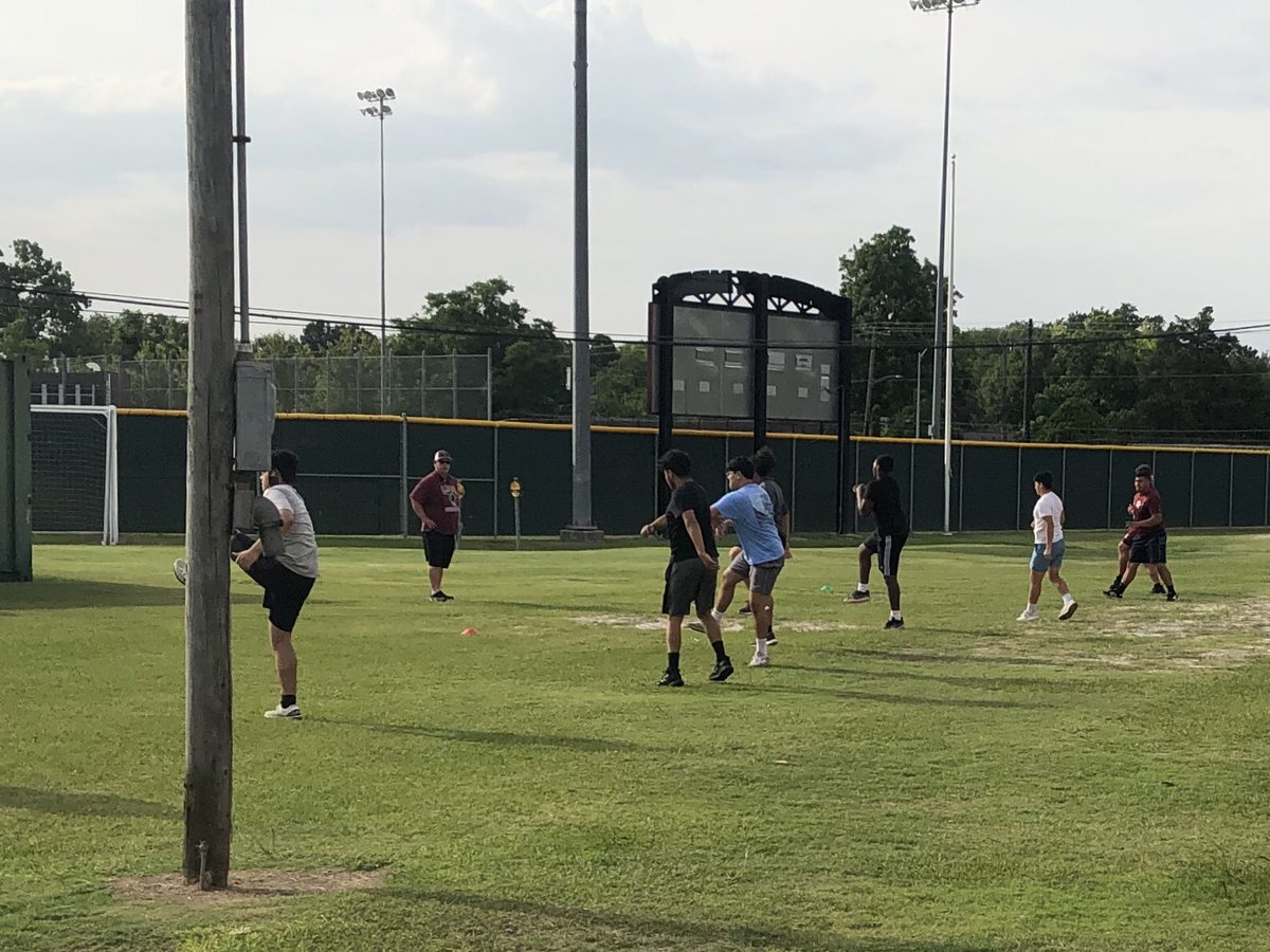 NHS_Raiders1's tweet photo. Great first day of SAC and SSI today. We are proud of all of our coaches and players who showed up and got 1% better. We will continue to improve tomorrow and build a solid foundation across all sports. Big thanks to our Athletic Administration team for all their support. #RIDE https://t.co/fTP74jcxEI