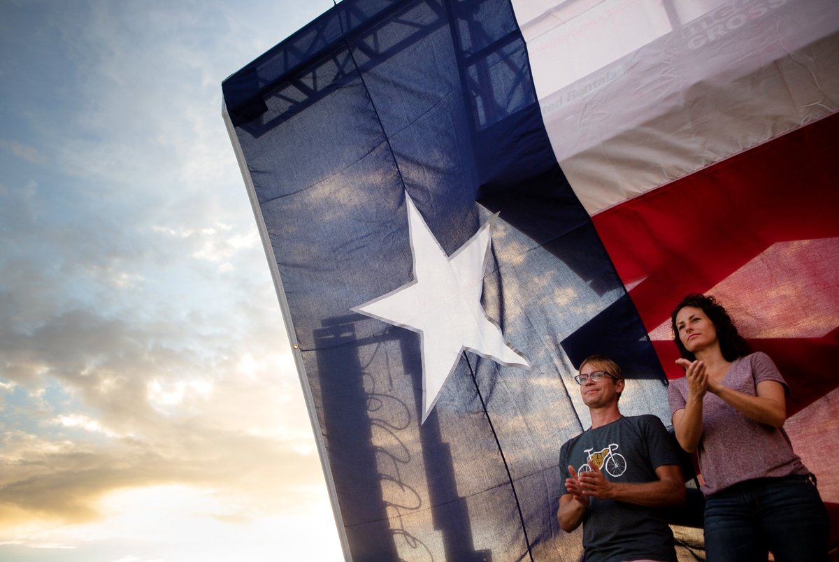 NetVictories's tweet image. Analysis: The coronavirus forces face-to-face politics online