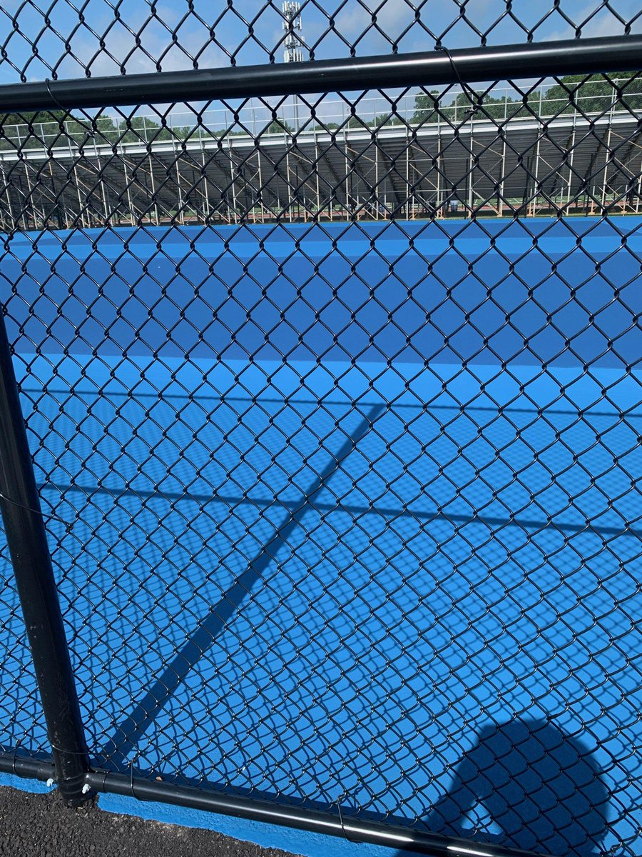 RGVTennis's tweet photo. Progress on the courts. Just in time to practice for States 😉 https://t.co/zstkZfDZqR
