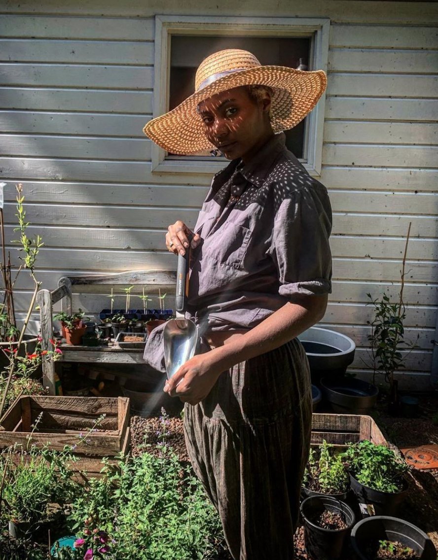 Monai Nailah McCullough - horticulturist and founder of PLANTMOM, leads workshops on plant care w/ a focus on urban garden design -  https://www.theplantedmom.com/ 