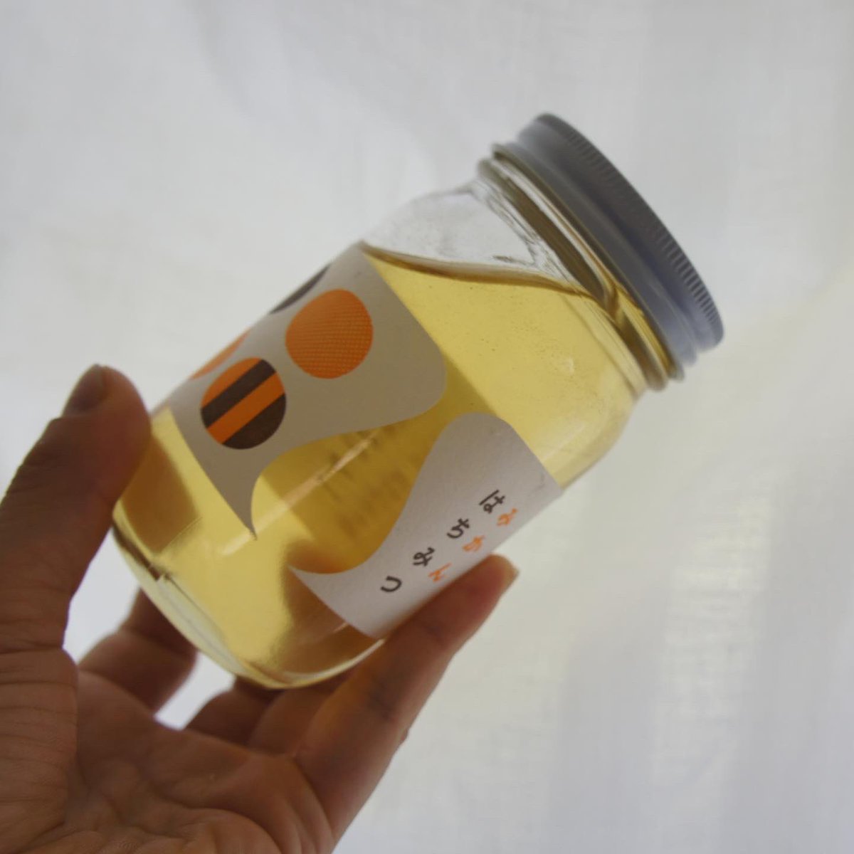 Clave かどや 和歌山県有田市 みかん蜂蜜 新蜜 入荷のお知らせ みかんをはじめとする柑橘の一大産地 和歌山県有田市から みかんの花から採取された みかん蜂蜜 の新蜜が入荷しました 地域全体に密集してに咲くみかんの花の蜜を開花時期に合わせ Clave かどや 和歌山県有田市 みかん蜂蜜 新蜜 入荷のお知らせ みかんをはじめとする柑橘の一大産地 和歌山県有田市から みかんの花から採取された みかん蜂蜜 の新蜜が入荷しました 地域全体に密集してに咲くみかんの花の蜜を開花時期に合わせ