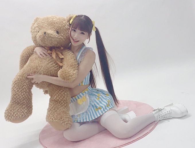 コスプレイヤー倉坂くるるのTwitter画像28