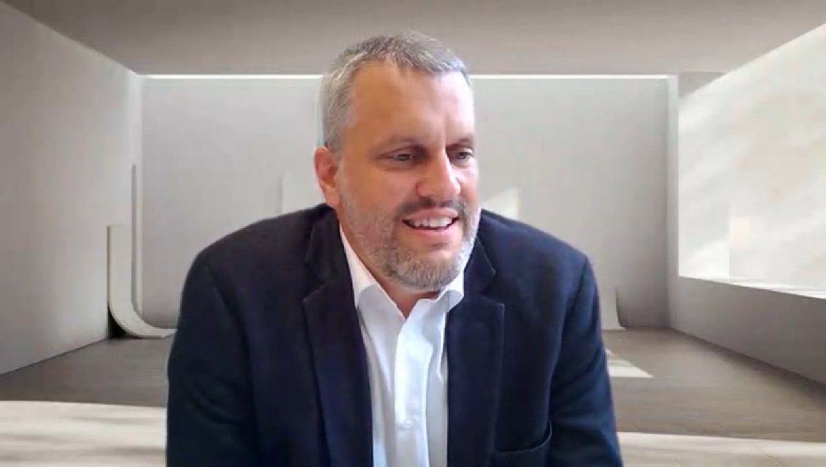 MSFT_EDU_CH's tweet image. Damit die entstandene Energie bei der Rückkehr in die Schulen nicht wieder verpufft, empfiehlt @marceljent vom Institut für ICT &amp;amp; Medien PHSG, die #Quickwins aus der aktuellen Zeit zu identifizieren und in die neue Phase mitzunehmen. #EduDay #PiLSchweiz #MicrosoftEdu 💪