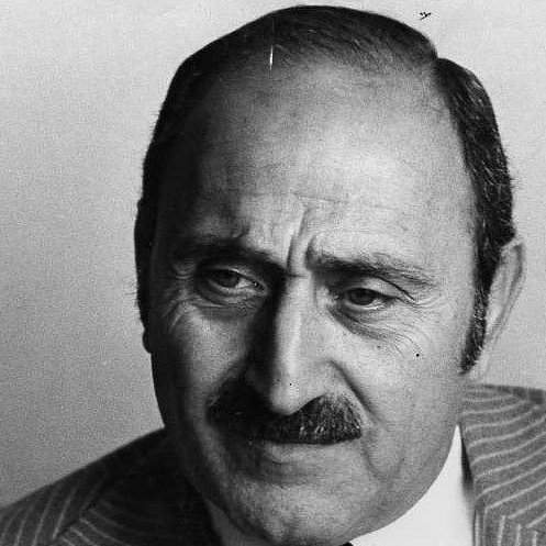 En Memoria del Dr. Erico Emir Panzoni.
Por su fallecido el 6/6/2020. 
Compartimos las palabras de nuestra Dir. Verónica Montes, en la reunión del 8/6 en el Consejo Directivo de la Facultad de Ciencias Económicas de la UNLP, por su destacada labor docente. bit.ly/30urTHi