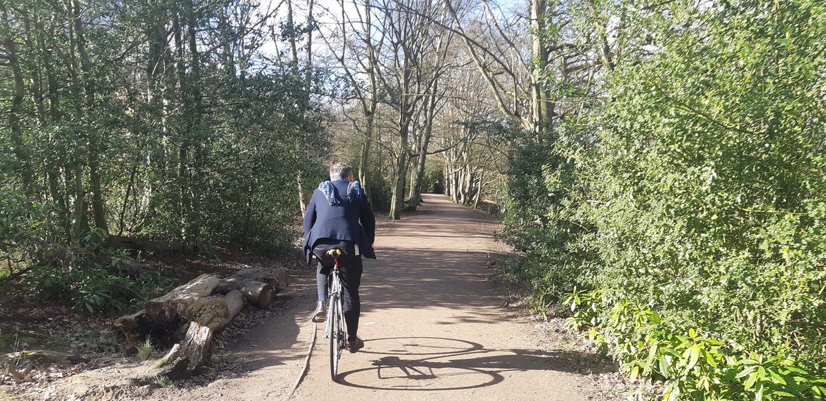 JourneysPlaces's tweet image. Today's #BikeWeekUK Enfield cycle route feature is the @Forty_Hall walking and cycling path! 

Watch this video to get a taste of cycling along this beautiful route (and some virtual fresh air) youtube.com/watch?v=oadpn4…

#ActiveTravel