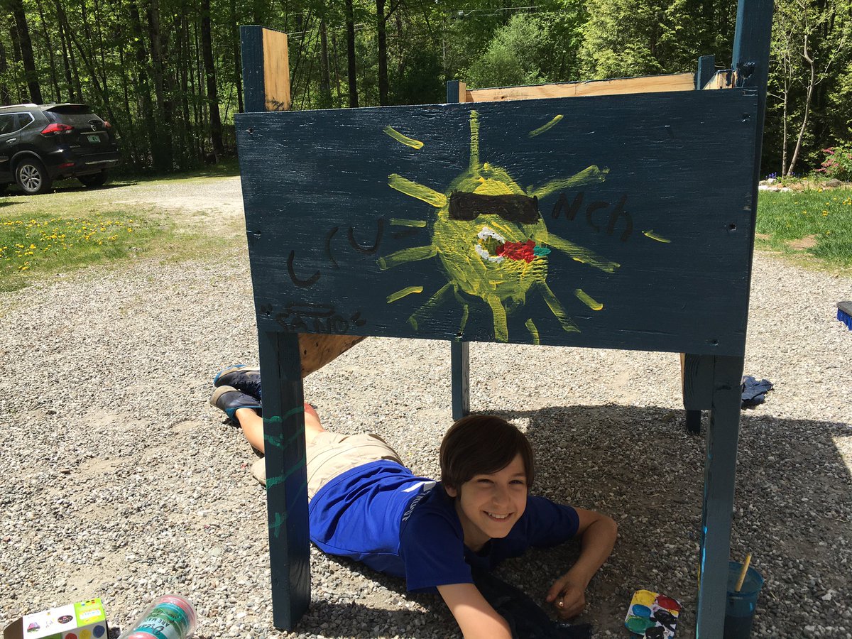 gove_rebecca's tweet image. Brother and sister painting planters #hcslearns #cvsdvt #cvsdstrong #artathome