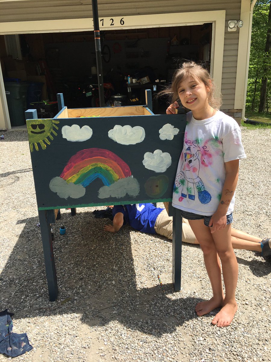 gove_rebecca's tweet image. Brother and sister painting planters #hcslearns #cvsdvt #cvsdstrong #artathome