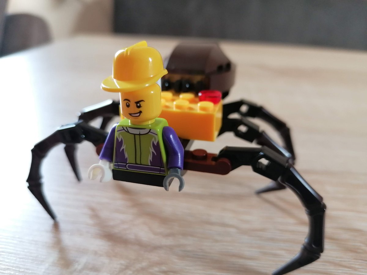 MonicaA52467027's tweet image. #@SaintGregsChelt 
New God project.
Lego God  
#thelearningproject