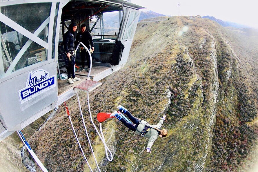 "Let your dreams be your wings (but, don’t forget the harness)" - Morgan M. 
📷 Morgan M. #piratesabroad