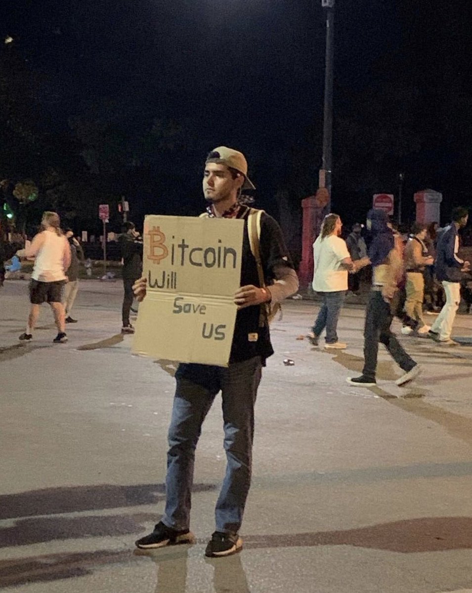 cryptolingo's tweet photo. #Bitcoin ✊🏿 https://t.co/Bt43PnUzdO
