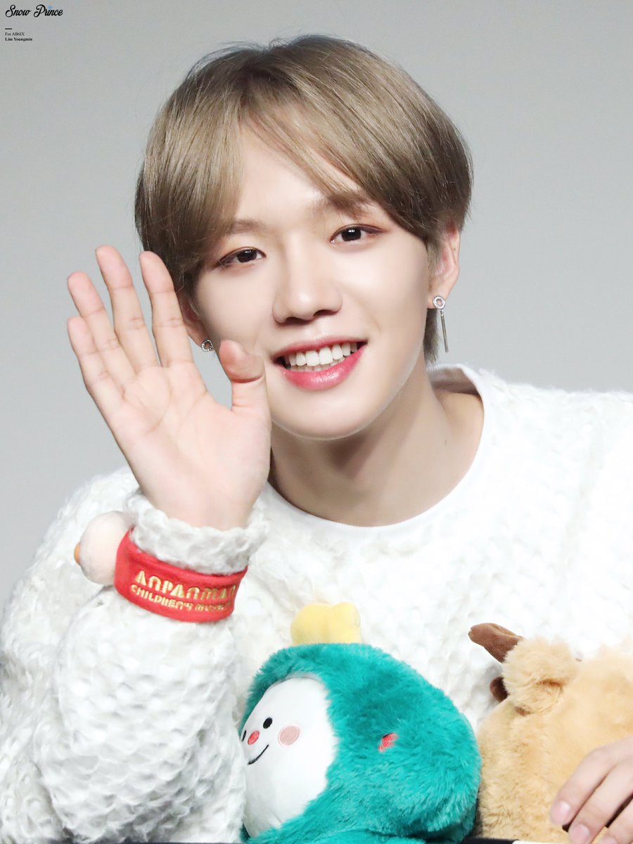 SNOWPRINCE_YM's tweet photo. 191117 
인싸들만 한다는 빠ㅎ염

#임영민 #LIMYOUNGMIN
#임영민_사랑해
#임영민_기다릴께 https://t.co/dF0DrCtGNc