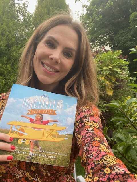 I’m super excited to share my latest project with @soltansuncare – an activity pack full of creative ideas to get your kid’s imaginations running wild! Download for free now from boots.com/soltan/imagina… #ad