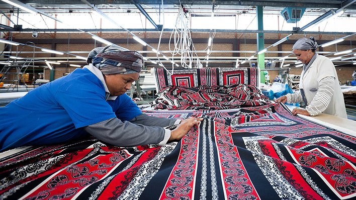 wto's tweet photo. WTO report looks at trade developments in poorest countries in wake of COVID-19 https://t.co/dVI5shkIdY https://t.co/kDwY2mVsSO