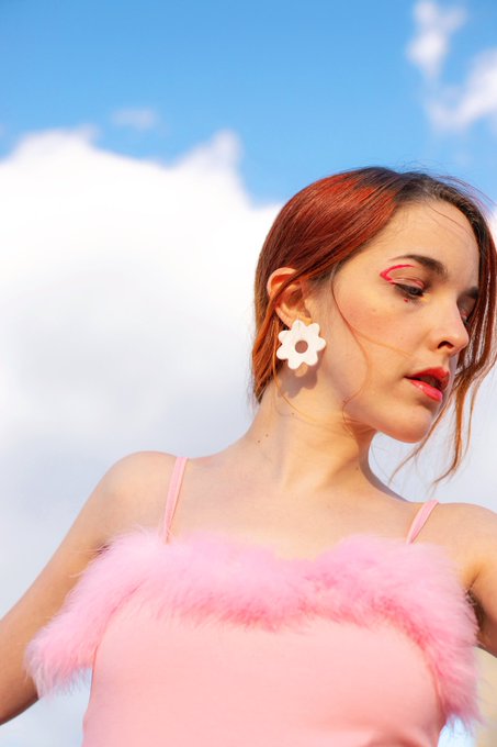 ☀️ 💨 @dollskill https://t.co/xGKvKvnHzy<a class="tags" target="_blank" title="On Twitter" href="/?out=eyJ0eXAiOiJKV1QiLCJhbGciOiJIUzUxMiJ9.eyJpYXQiOjE3MjA4MjUxNTcsImlzcyI6InR3cG9ybnN0YXJzLmNvbSIsIm5iZiI6MTcyMDgyNTE1NywiZXhwIjoxNzUyMzYxMTU3LCJyZWRpcmVjdF91cmwiOiJodHRwczovL3R3aXR0ZXIuY29tL2RvbGxza2lsbCJ9.HJP9TrR-g9i1ZkZ2NrTwQrk9zFbacDHdUQOsQqXEggGod8rEnifBfTo1tzmdGfQuIpaBogsOeVeZ_12V5beVhg">@dollskill</a><a href="/tag/nuevafotodeperfil"class="tags"><span>#nuevafotodeperfil</span></a>