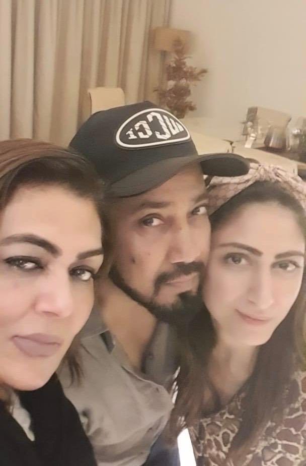 sanna017's tweet photo. Happy Birthday dearest @MikaSingh 💕💕 https://t.co/Am5iFUEdim