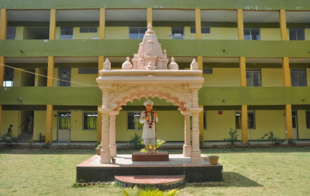 HKPushpat's tweet photo. “To the optimist, the glass is half full. To the pessimist, the glass is half empty. To the Engineer, the glass is twice as big as it needs to be.”  
Become a Good Engineer.
#GTU 
#Engineering 
#Godhra
Engineering College Tuwa https://t.co/udwht2zgrY