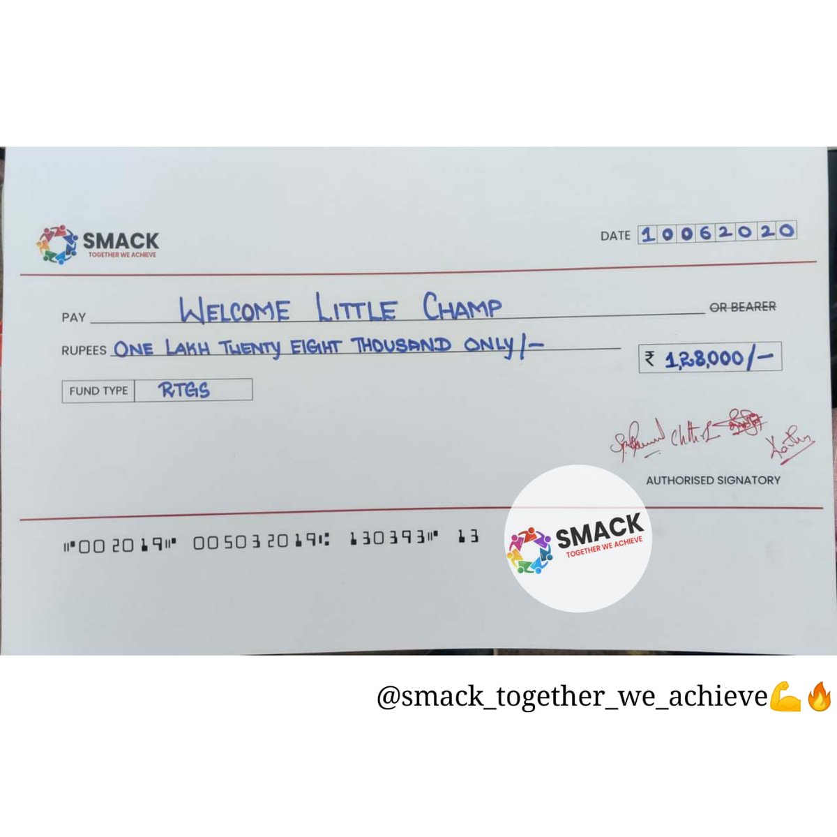 SMACK_TWA's tweet photo. "It's not about how much you do , but how much love you put into what you do , that counts" - MOTHER TERESA 🙏
We team are happy that the baby is fine and recovering soon..😍
A kind gesture can reach the wound , that only compassion can heal , so did for the baby❤️..
#teamSMACK https://t.co/IJLI66OU2x