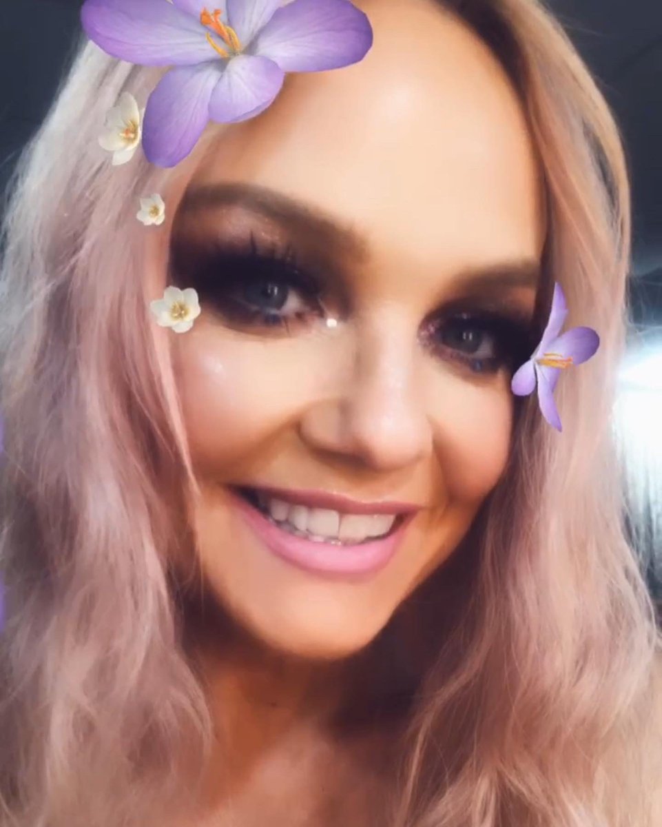 EmmaBunton's tweet photo. #SpiceWorldBristol #ThisTimeLastYear

If you were at #SpiceWorld in Bristol - you know!! 🌧☔️😂🎤✌️

My Plans                                  2020 https://t.co/k28wLOXZkA