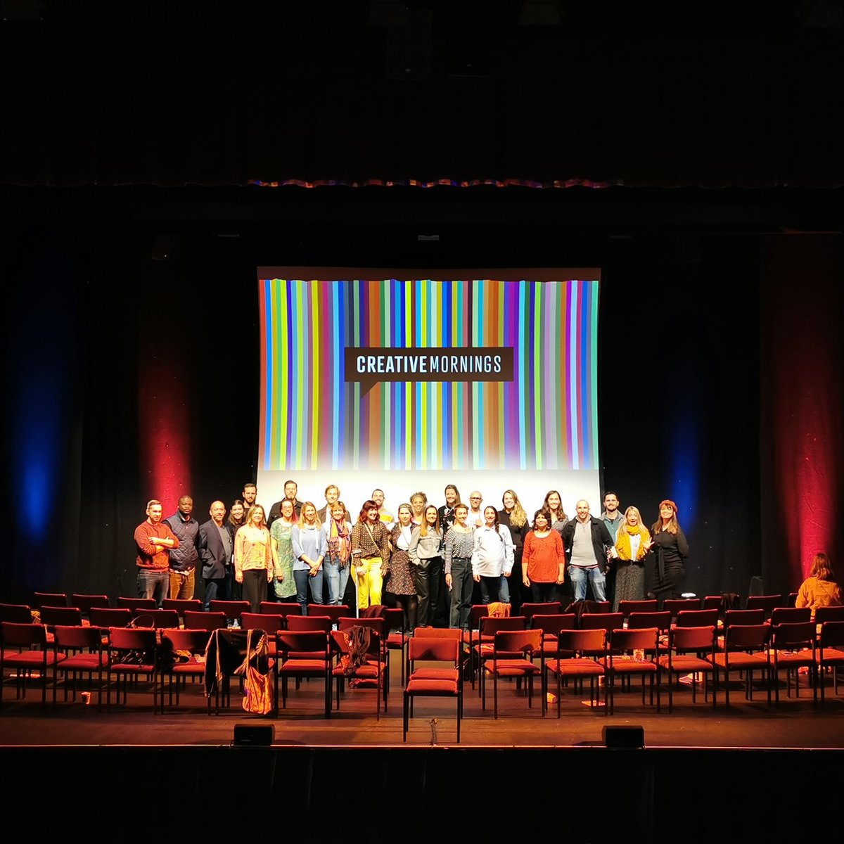 leamingtonspaCM's tweet image. #throwback to when we could huddle and squeeze all together even though we had the whole stage AND auditorium of the @spacentre all for ourselves 😜 Good times!
This photo is from out talk on #cmflow by filmmaker and screenwriter @JOSEPH_WALLACE