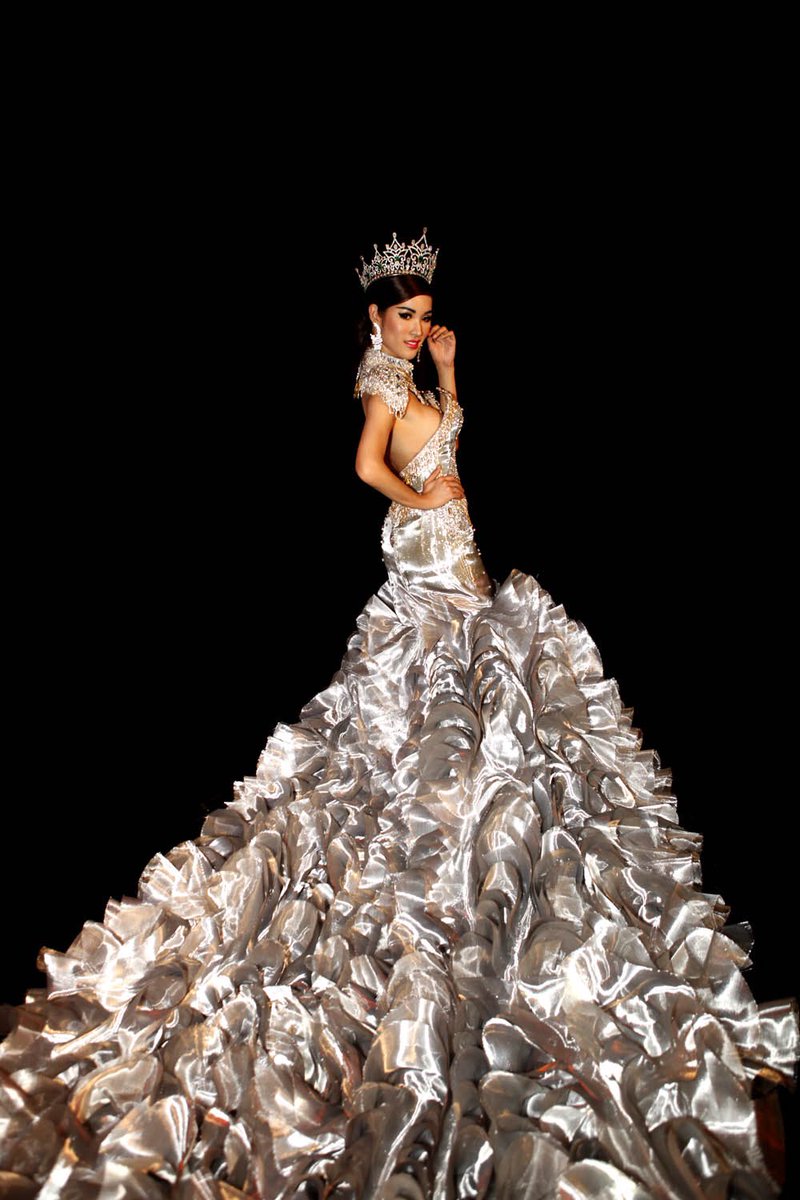 ladyboymag's tweet photo. At Miss International Queen 2012 #miq #pattaya #thailand #ts https://t.co/yIoTtB5pG5