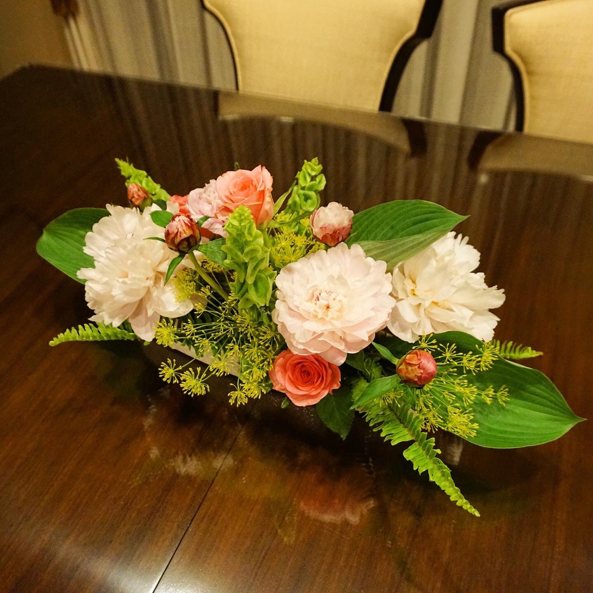 coursdefleur_C's tweet photo. 写真をあげていませんでしたが…
昨年は、お稽古の花を集めてテーブルフラワーにしました
2019.6
#フラワーボックス #flowerbox #ケーキ #cake #テーブルフラワー #tableflower
https://t.co/DJQk0AXUNt https://t.co/sNqeSfiGQ2