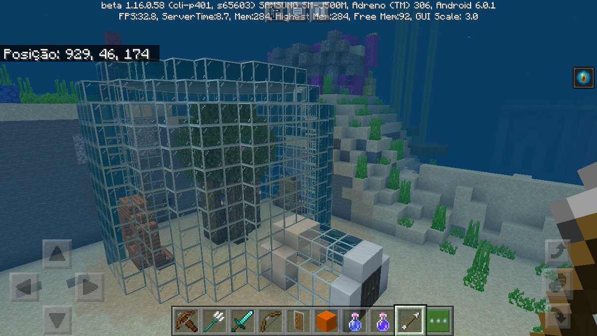 IzaelSb's tweet photo. @netolab_ Tradução para gringos Hello I am 13 years old, my name is izael john, I made the BoB sponge bikini crack, it took about 4 days to make it, (I had it in my world ) I didn't make all the houses (  I was lazy) but I was able to spend time in the quarantine I hope you like it, note: https://t.co/e6keHR7XTd