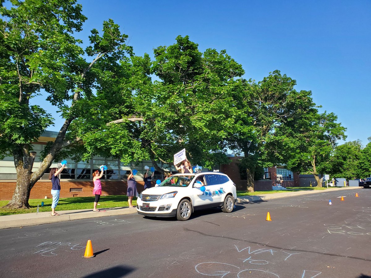 5th grade parade at Salford Hills!  What a great celebration!  
<a href="/SASD_SalfordHil/">Salford Hills Elem</a> 
<a href="/MrsSmithRm52/">Janet Smith</a> 
<a href="/jmsink/">Jeff Sinkinson</a> 
<a href="/Drichards2029/">Denise Richards</a>