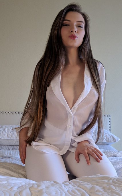 New video uploaded to my https://t.co/HhDSYYF7yX 💦 https://t.co/raGdTQ4Jb3