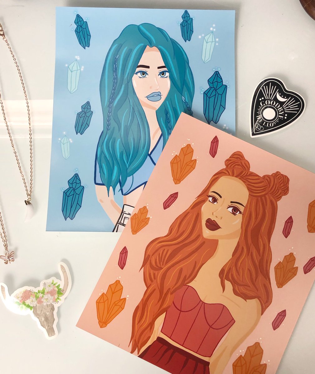 wolfie_monica's tweet image. Gratitude Giveaway! 🌞 Thank you guys for 4K followers! 

Winner gets:
- 1 White Jasper Crescent Moon Necklace
- 1 Butterfly Anklet
- 2 of my 8 x 10” Prints
- 2 Die Cut Vinly Stickers

Rules:
- Follow me, RT/LIKE post (no quote rt’s please)
- tag 1 friend

Giveaway ends 6/17 🧡✨