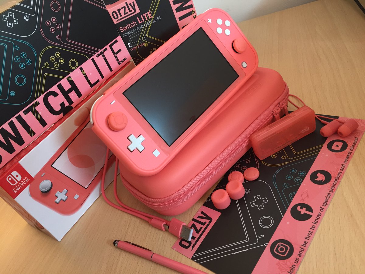 orzly essentials pack for nintendo switch lite