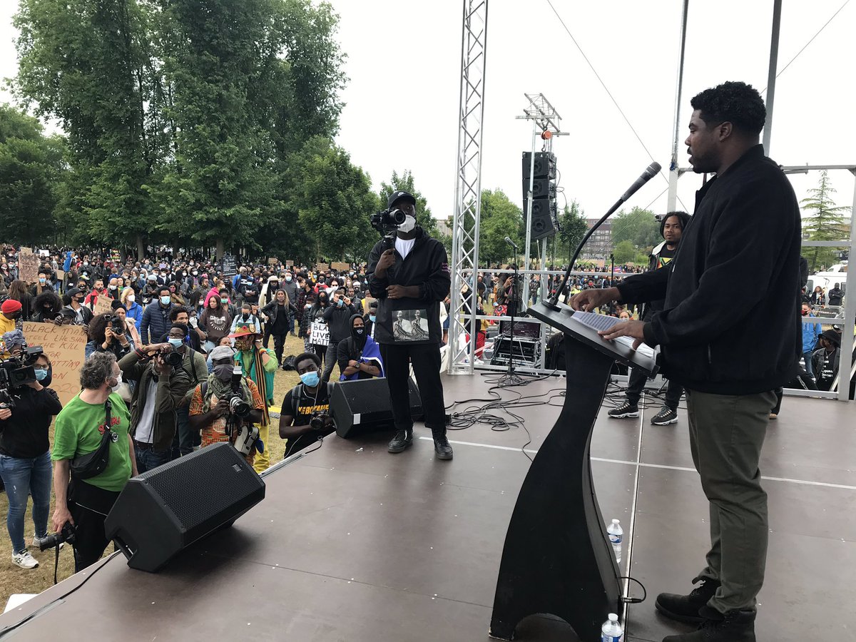 Tot slot is Gideon Everduim aan het woord en zegt tegen iedereen: hier zijn laat zien dat racisme je meer heeft geraakt dan Covid-19 ooit zal doen #demo020