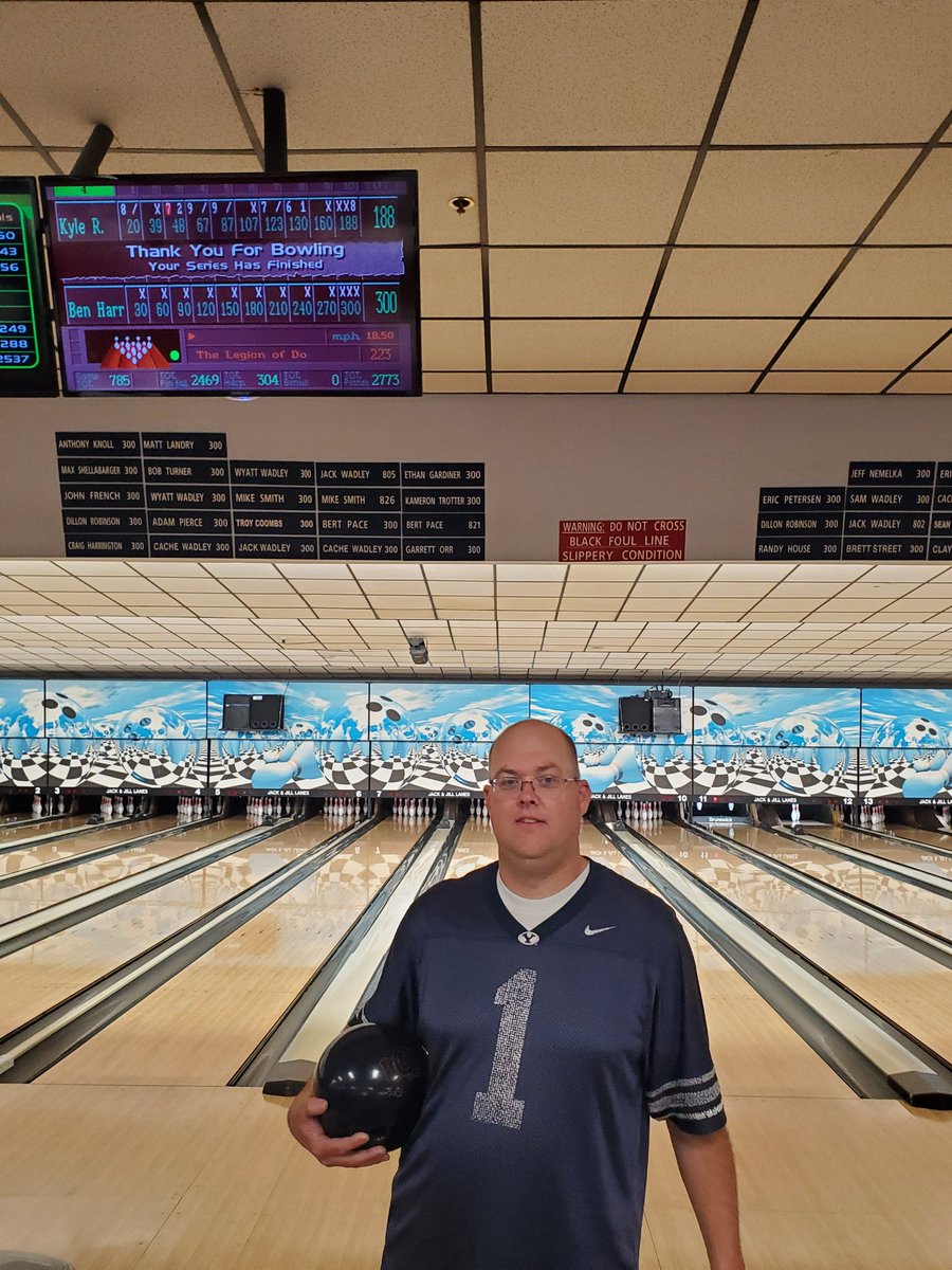 bennyhaha70's tweet photo. First 300 game! #stormnation #iqtour #stormbowling https://t.co/pM0aBWevfu