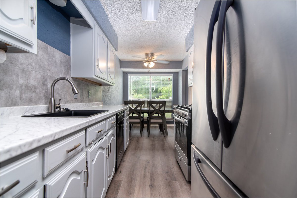 ogonzalez_98's tweet photo. If y’all didn’t know I do Real Estate Photography. Please share I am trying to get more clients! 🙏 https://t.co/HvQ0PkMRpP