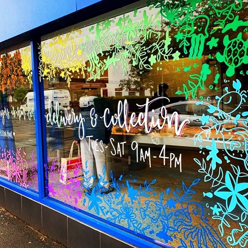 TheEasyFishCo's tweet image. Big thank you to the brilliantly talented @signedbyjen for our amazing rainbow window today, we couldn’t be happier! #easyfish #windowart  #thankyounhs #staysafe #heatonmoor #rainbow #rainbowfish #deliveryandcollection #freshfish #fishmongers #restaurant #stockport #cheshire