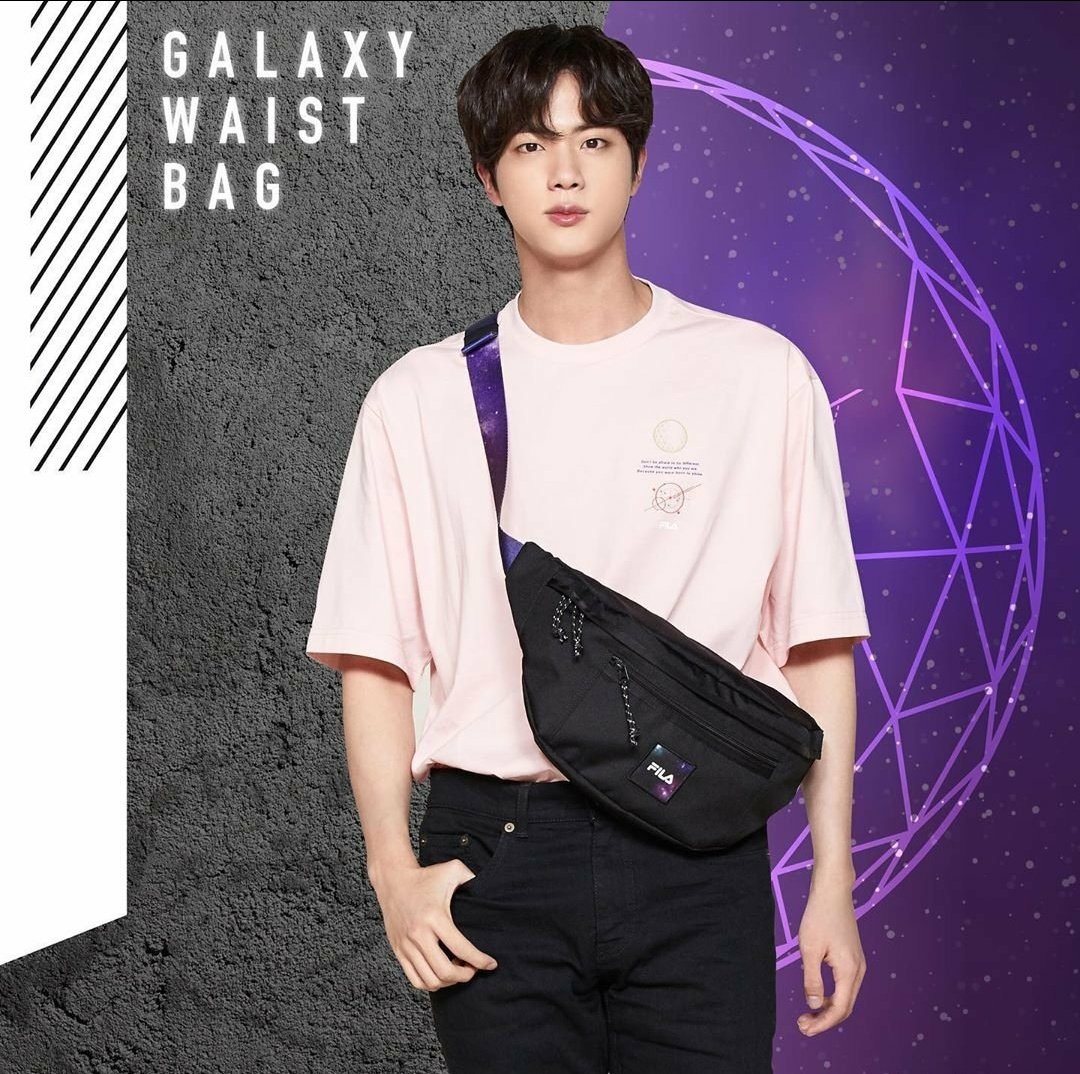 _blackpinkbts__'s tweet photo. Новые фото от FILA
@BTS_twt 
#bts https://t.co/73LJKYfHhD