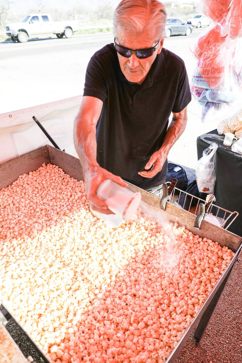 cckettlecorn's tweet photo. Putting on the final touches. 

#tucsontogether #tucsonfoodie #tucsonaz #eatlocal #thisistucson https://t.co/mjrONH1sZ1