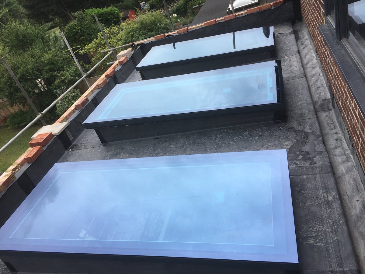 theydonwindows's tweet photo. Just finished installing 3 flat glass roof. #2 fixed #1 opening vent #N12 https://t.co/D9DZ4538uo