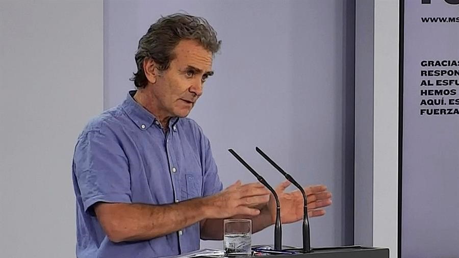 G24Noticias's tweet photo. Simón cre que se as propostas de Galicia son xustificadas poderá saír da alarma polo seu traballo "excelente" https://t.co/9v7SdNtimZ https://t.co/UfWsu9BuvV