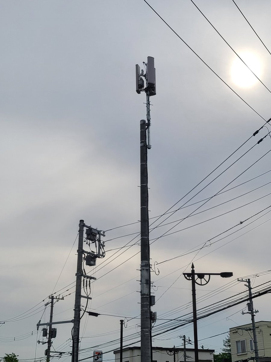 電信p 末期のリン廃 Auf Twitter 札幌市南区石山にある 楽天モバイル の基地局なんだけだ この地域 未だに楽天の電波開通してない それか これは5gのアンテナか
