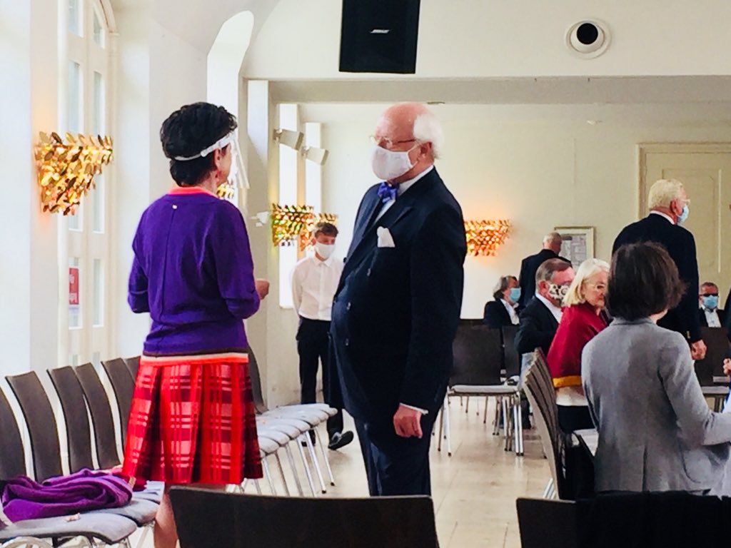 ManuelBrug's tweet photo. @klavierfestival means big and small venues - if corona compatible. Like #SchloßGartrop in Hünxe. Lovely place, strong 💪 double concert with #AnikaVavić. Lots of unknown #Beethoven gruff #EroicaVariations included. And crying peacocks in the night. Loved it 😘🤗 https://t.co/BKlvlQFSDw
