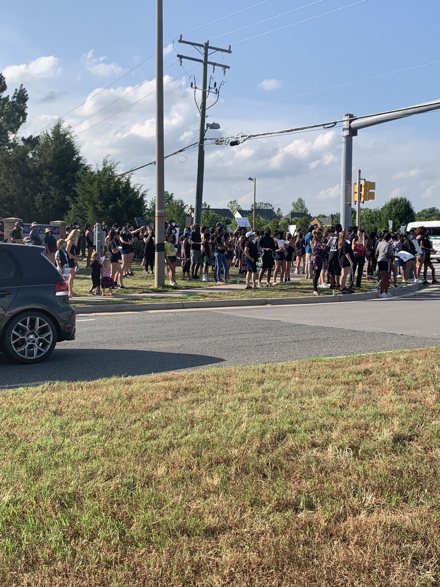GARNERyourGRIT's tweet photo. Proud of our young people. You will be the difference #ProudDSA @SoCoHypesquad @socoleadership @socohs @soco_principal https://t.co/WYi6dZo3L0