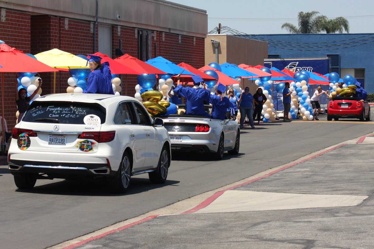 FVHS_Athletics's tweet photo. Congratulations 2020 Graduates! Great day at FVHS as we celebrate with our families. 
@DrMorganSmith @perryjameslusc @fvasb @FVHSbarons https://t.co/7v5sjTdtff