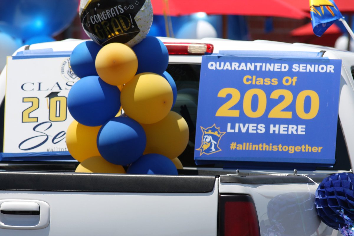 FVHS_Athletics's tweet photo. Congratulations 2020 Graduates! Great day at FVHS as we celebrate with our families. 
@DrMorganSmith @perryjameslusc @fvasb @FVHSbarons https://t.co/7v5sjTdtff